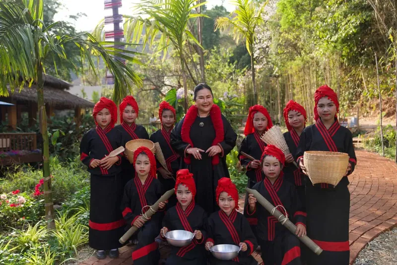 Women of the valley in traditional red headdresses